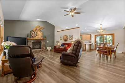 1912  Mapletree Rd, Howards Grove, WI 53083 - Photo 14