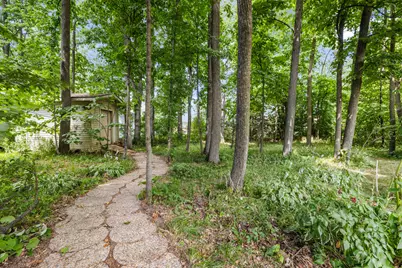 1912  Mapletree Rd, Howards Grove, WI 53083 - Photo 10
