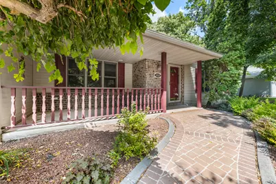 1912  Mapletree Rd, Howards Grove, WI 53083 - Photo 2