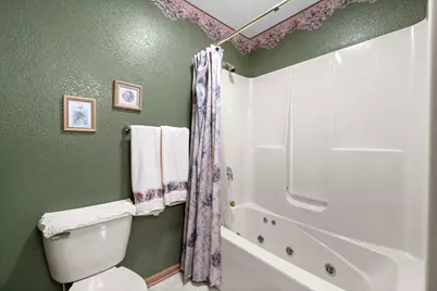 1912  Mapletree Rd, Howards Grove, WI 53083 - Photo 32