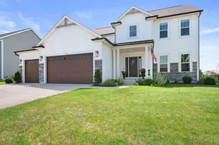1513 Whalen Dr, Oconomowoc, WI 53066 - Photo 1