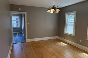 2122 S 77th St, West Allis, WI 53219 - Photo 8
