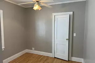 2122 S 77th St, West Allis, WI 53219 - Photo 10