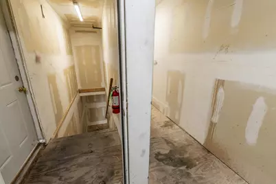 715 S 5th St, Milwaukee, WI 53204 - Photo 30