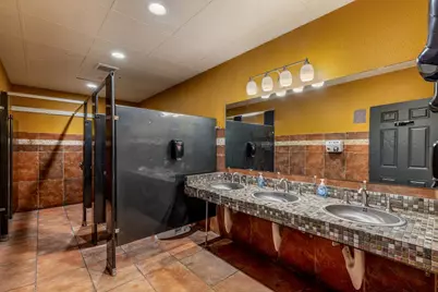 715 S 5th St, Milwaukee, WI 53204 - Photo 10