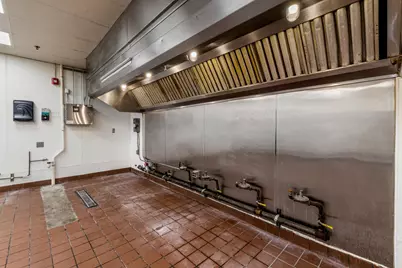 715 S 5th St, Milwaukee, WI 53204 - Photo 14