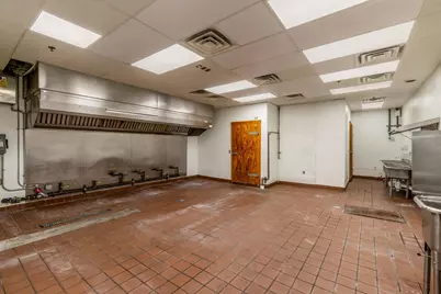 715 S 5th St, Milwaukee, WI 53204 - Photo 12