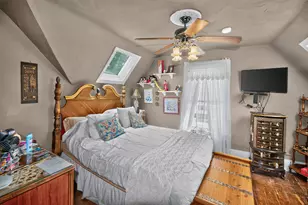 3463 N Bartlett Ave, Milwaukee, WI 53211 - Photo 16