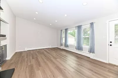 4138 N 84th St, Milwaukee, WI 53222 - Photo 6