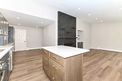 4138 N 84th St, Milwaukee, WI 53222 - Photo 8