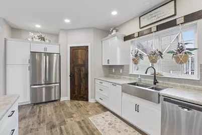 312  Coventry Cir, Johnson Creek, WI 53038 - Photo 18
