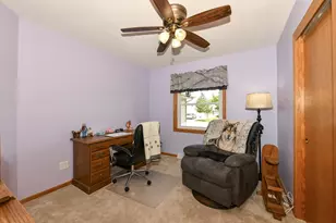 1732 Erin Ln, Waukesha, WI 53188 - Photo 18