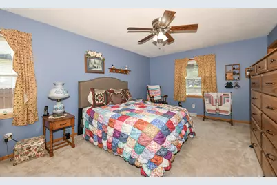 1732  Erin Ln, Waukesha, WI 53188 - Photo 20