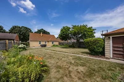 3940 N 80th St, Milwaukee, WI 53222 - Photo 24