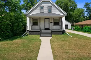4726 W Eggert Pl., Milwaukee, WI 53218 - Photo 1