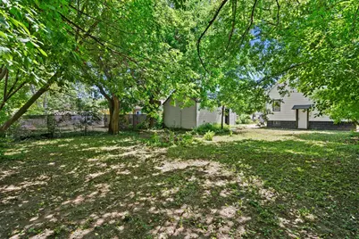 4726 W Eggert Pl, Milwaukee, WI 53218 - Photo 24
