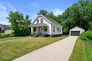 4726 W Eggert Pl., Milwaukee, WI 53218 - Photo 2