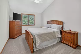 8 Peregrine Ct, Madison, WI 53593 - Photo 16