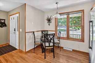 8 Peregrine Ct, Madison, WI 53593 - Photo 8