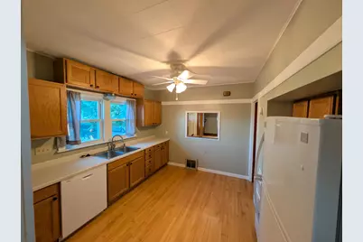 1418  N 57th St, Milwaukee, WI 53208 - Photo 10