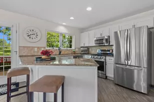 1508 Highland Dr, Geneva, WI 53147 - Photo 8
