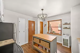 2303 N 81st St, Wauwatosa, WI 53213 - Photo 12
