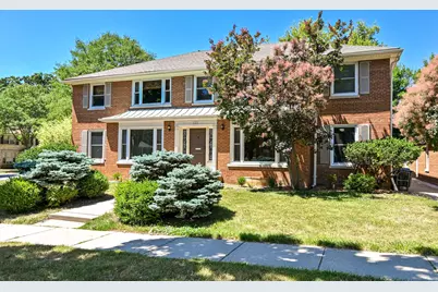2303 N 81st St #2, Wauwatosa, WI 53213 - Photo 36
