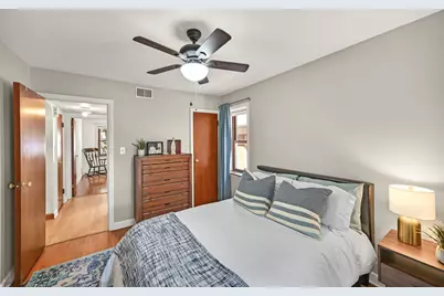 2303 N 81st St #2, Wauwatosa, WI 53213 - Photo 16