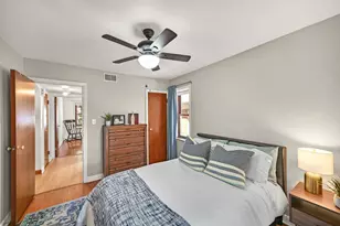 2303 N 81st St, Wauwatosa, WI 53213 - Photo 16
