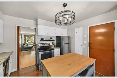 2303 N 81st St #2, Wauwatosa, WI 53213 - Photo 14