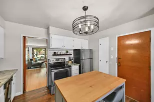 2303 N 81st St, Wauwatosa, WI 53213 - Photo 14