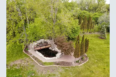 10234 N La Cresta Dr, Mequon, WI 53092 - Photo 26