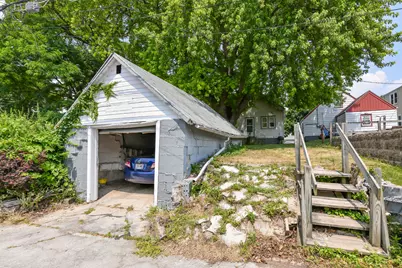 1901 E Hillcrest Ave, Milwaukee, WI 53207 - Photo 22