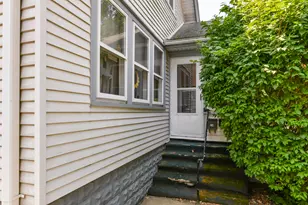 1901 E Hillcrest Ave, Milwaukee, WI 53207 - Photo 4