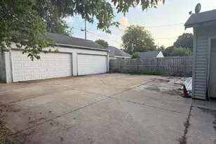 1331 E Saveland Ave, Milwaukee, WI 53207 - Photo 6