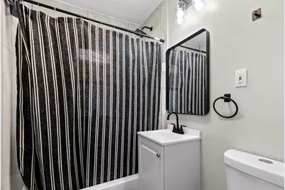 4439 N 27th St, Milwaukee, WI 53209 - Photo 10