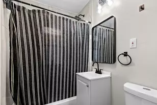 4439 N 27th St, Milwaukee, WI 53209 - Photo 10