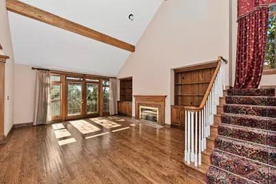 530  Park Cir, Elm Grove, WI 53122 - Photo 12