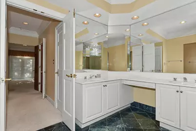 530  Park Cir, Elm Grove, WI 53122 - Photo 36
