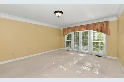 530  Park Cir, Elm Grove, WI 53122 - Photo 32