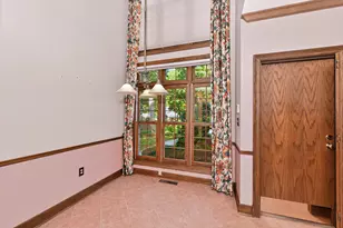 530 Park Cir, Elm Grove, WI 53122 - Photo 24