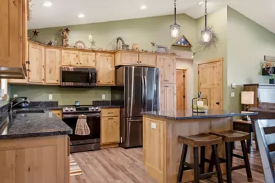 E7608 E Smith Rd, Viroqua, WI 54667 - Photo 8