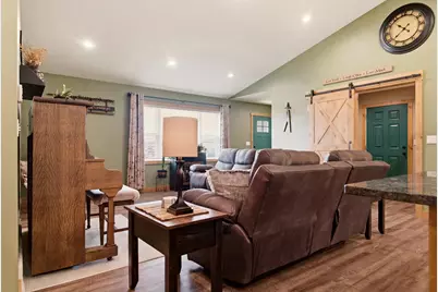 E7608 E Smith Rd, Viroqua, WI 54667 - Photo 6