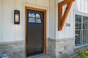 266 High St, Fontana, WI 53125 - Photo 4