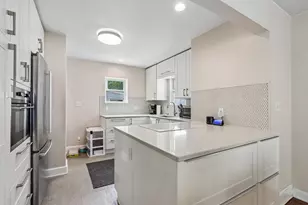 4773 N Diversey Blvd, Whitefish Bay, WI 53211 - Photo 12