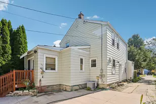 4773 N Diversey Blvd, Whitefish Bay, WI 53211 - Photo 4
