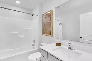 565 Revere St, Burlington, WI 53105 - Photo 18