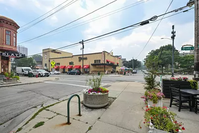 1711 N Astor St, Milwaukee, WI 53202 - Photo 28