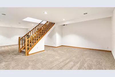 28720  Sunflower Ln, Racine, WI 53185 - Photo 14