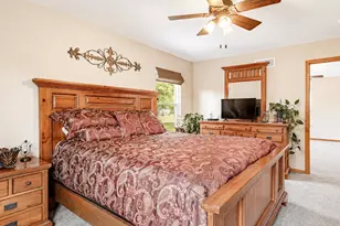 28720 Sunflower Ln, Racine, WI 53185 - Photo 12